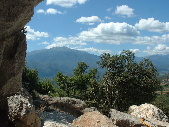 Le Canigou vu de la Chambre des Certitudes